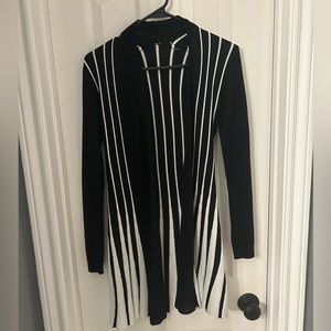 Black and whit cardigan
